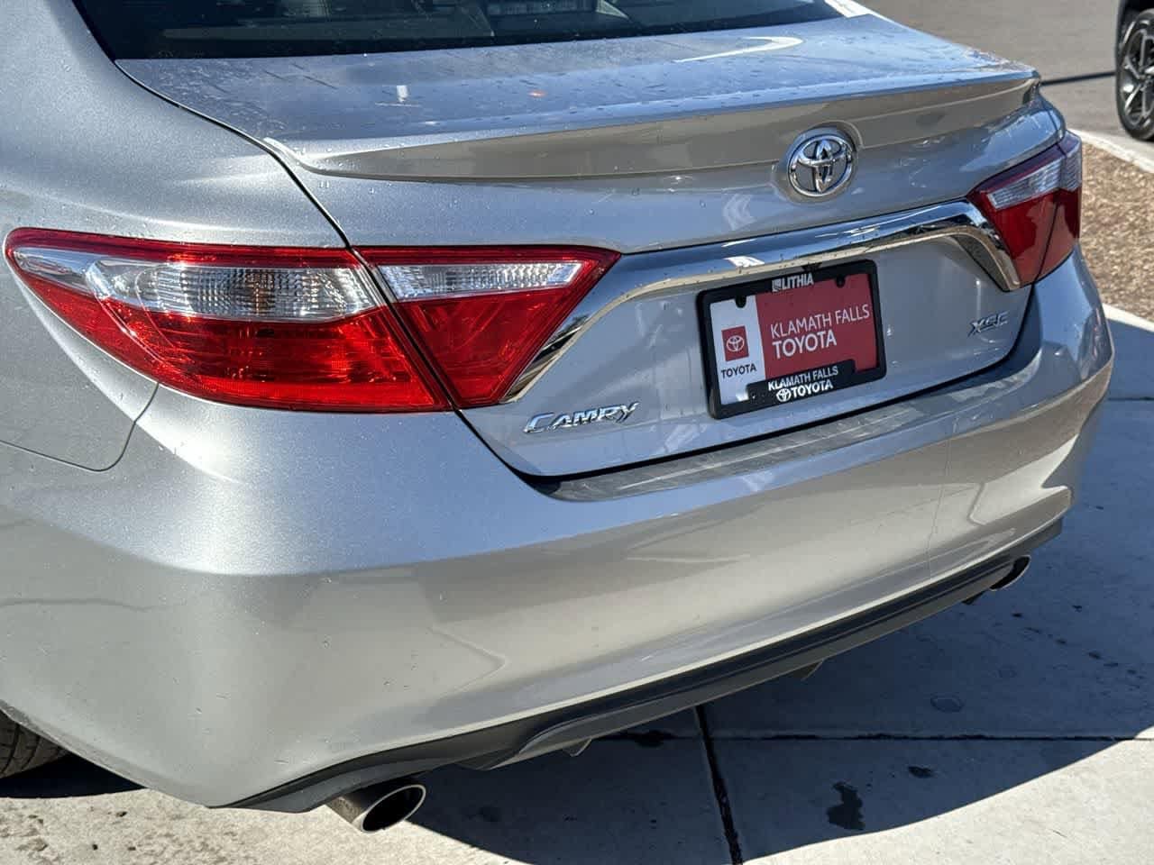 Thumbnail: 2015 Toyota Camry - 9