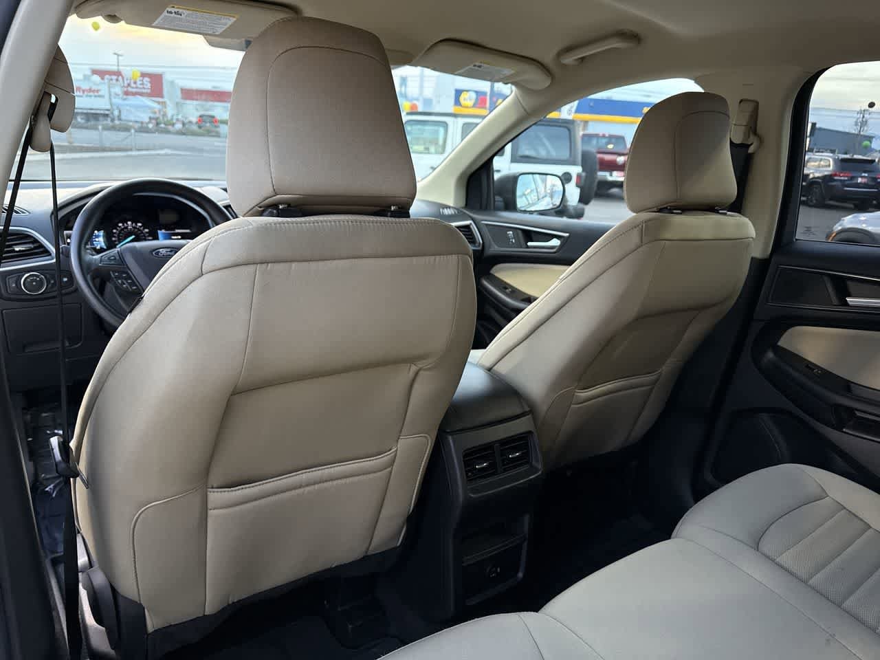 Thumbnail: 2022 Ford Edge - 13