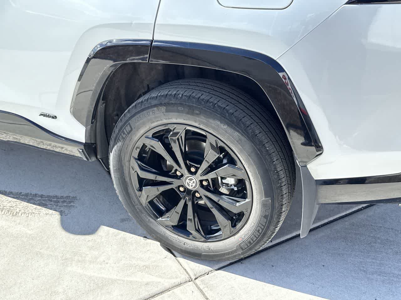 Thumbnail: 2023 Toyota RAV4 - 8