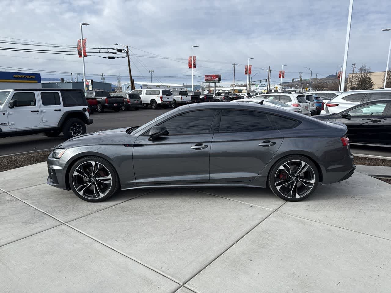 Thumbnail: 2021 Audi S5 - 2