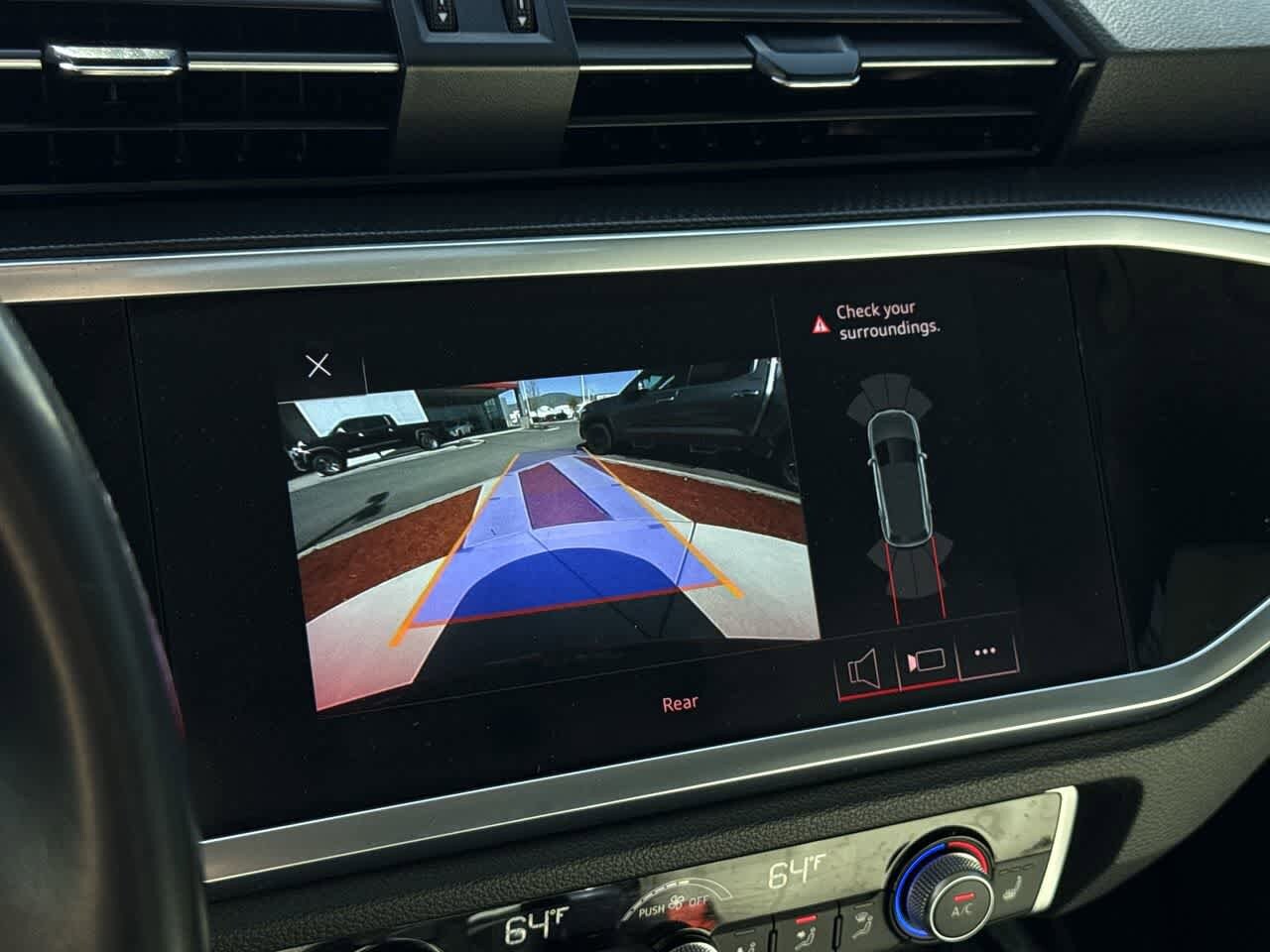 Thumbnail: 2021 Audi Q3 - 19