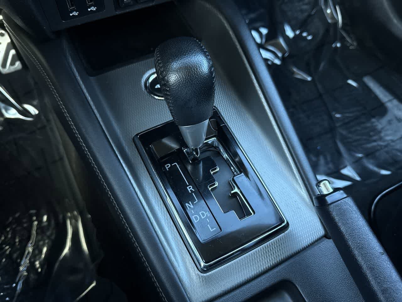 Thumbnail: 2018 Mitsubishi Outlander Sport - 20