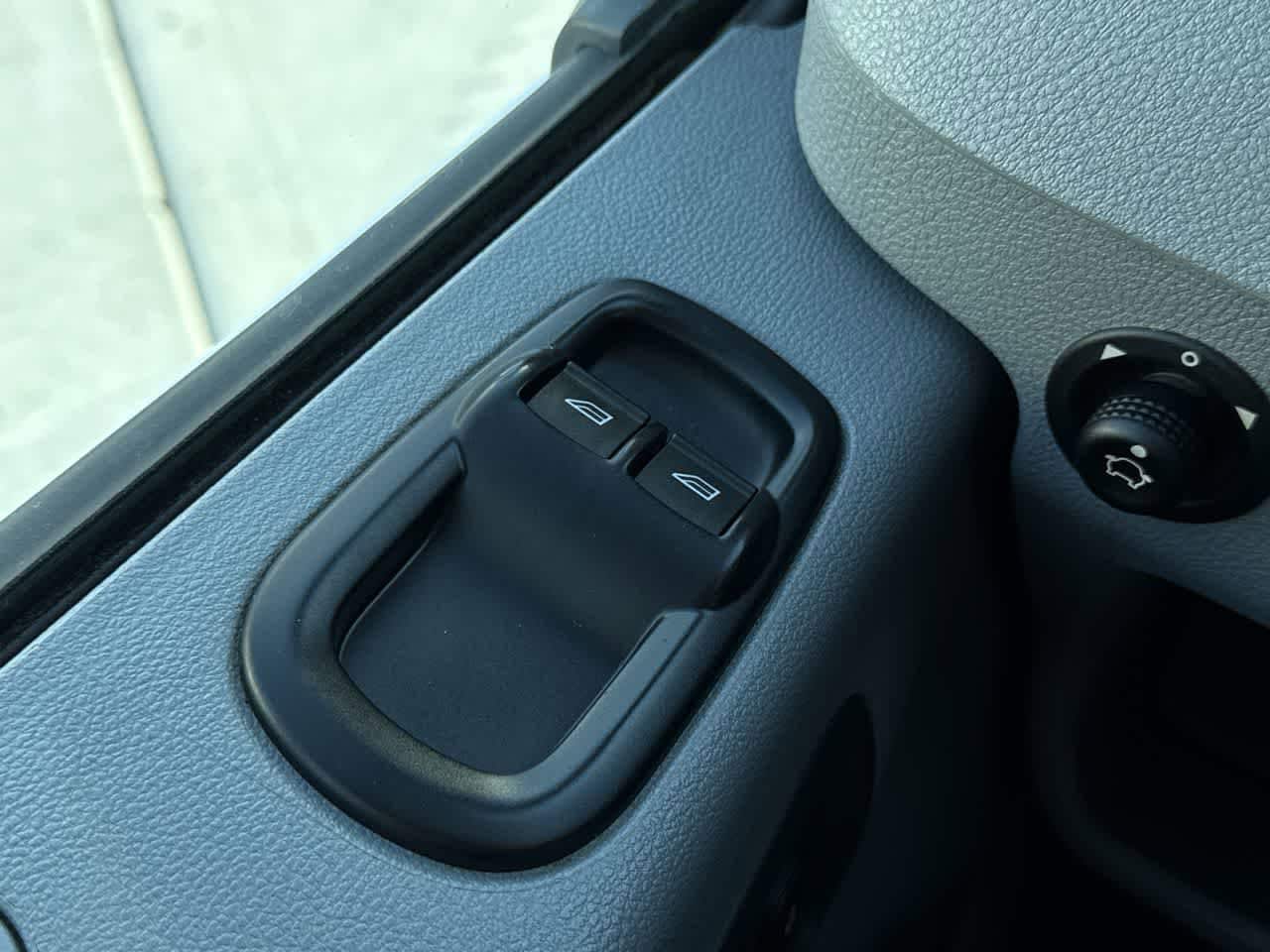 Thumbnail: 2016 Ford Transit Series - 23