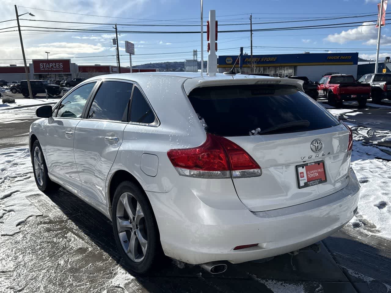 Thumbnail: 2010 Toyota Venza - 5