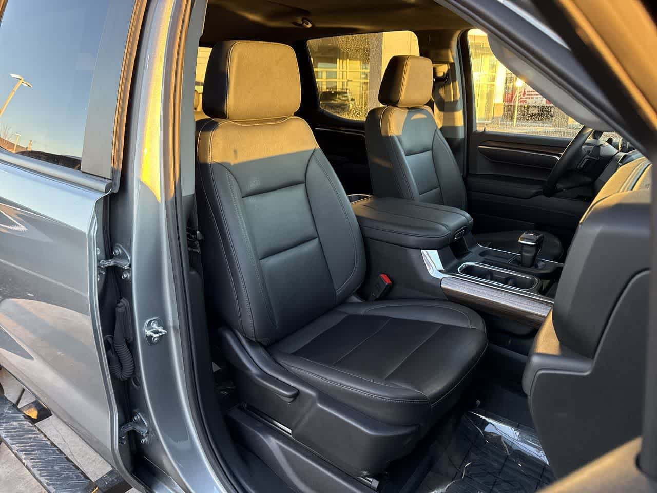 Thumbnail: 2024 Chevrolet Silverado 1500 - 14