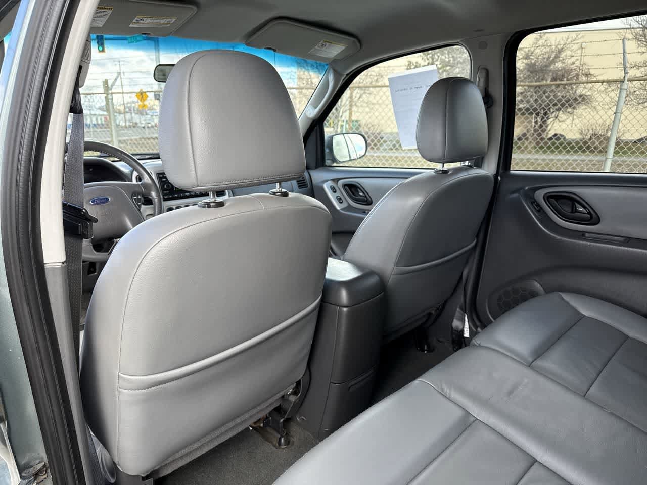 Thumbnail: 2006 Ford Escape - 13