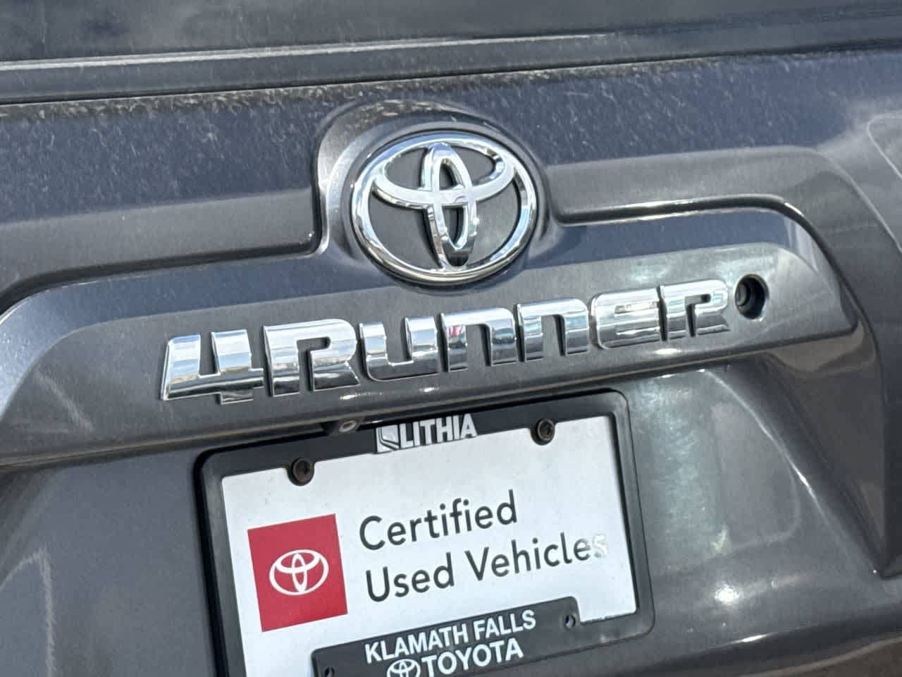 Thumbnail: 2018 Toyota 4Runner - 9