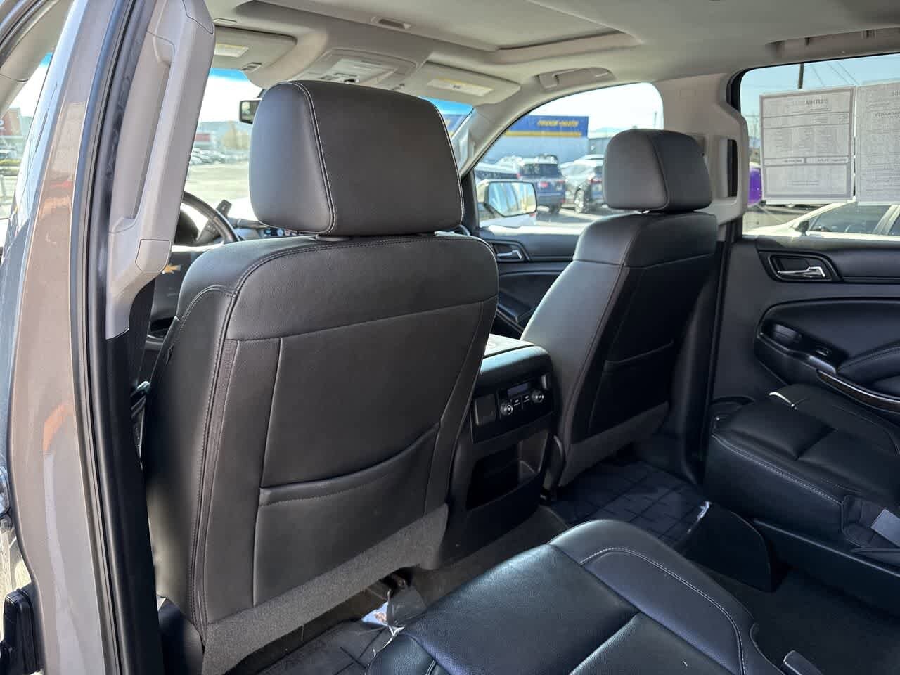 Thumbnail: 2018 Chevrolet Tahoe - 14