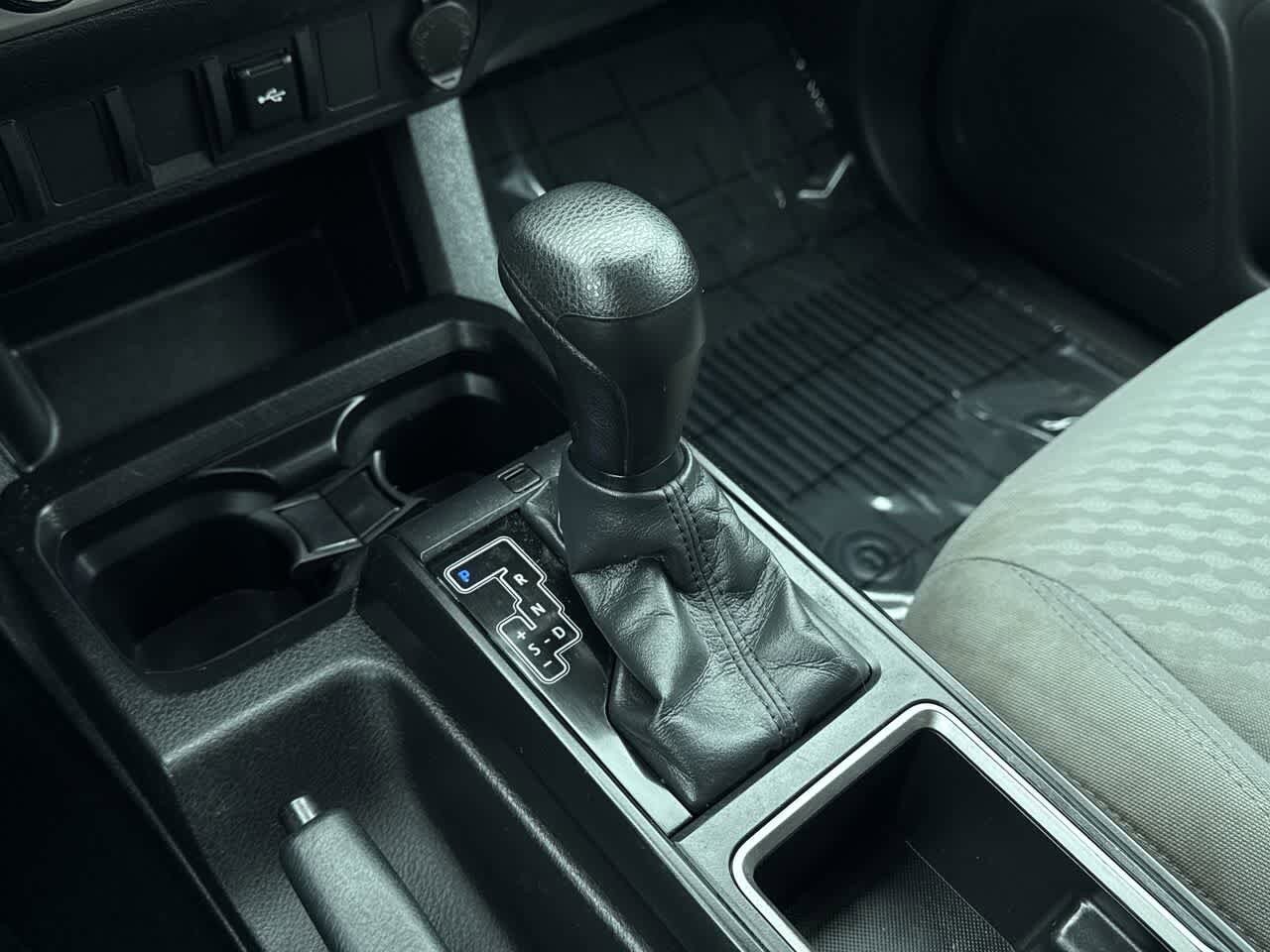 Thumbnail: 2022 Toyota Tacoma - 20