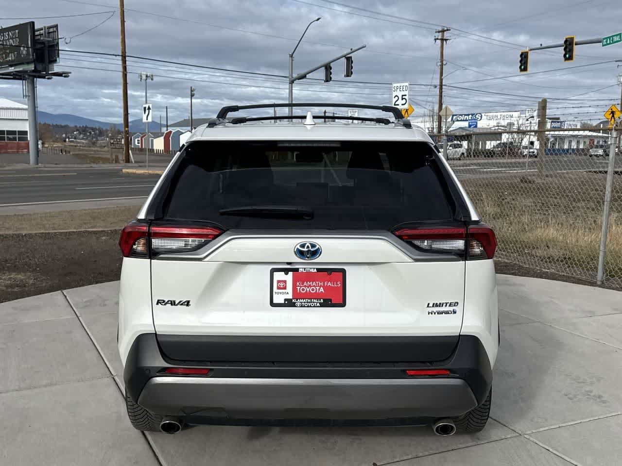 Thumbnail: 2019 Toyota RAV4 - 4