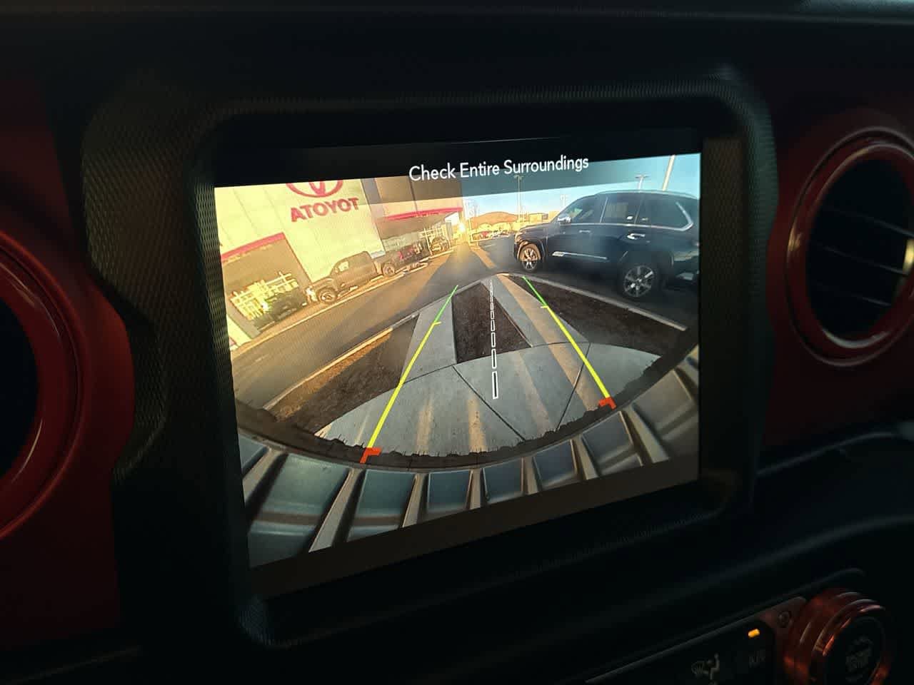 Thumbnail: 2021 Jeep Wrangler - 18