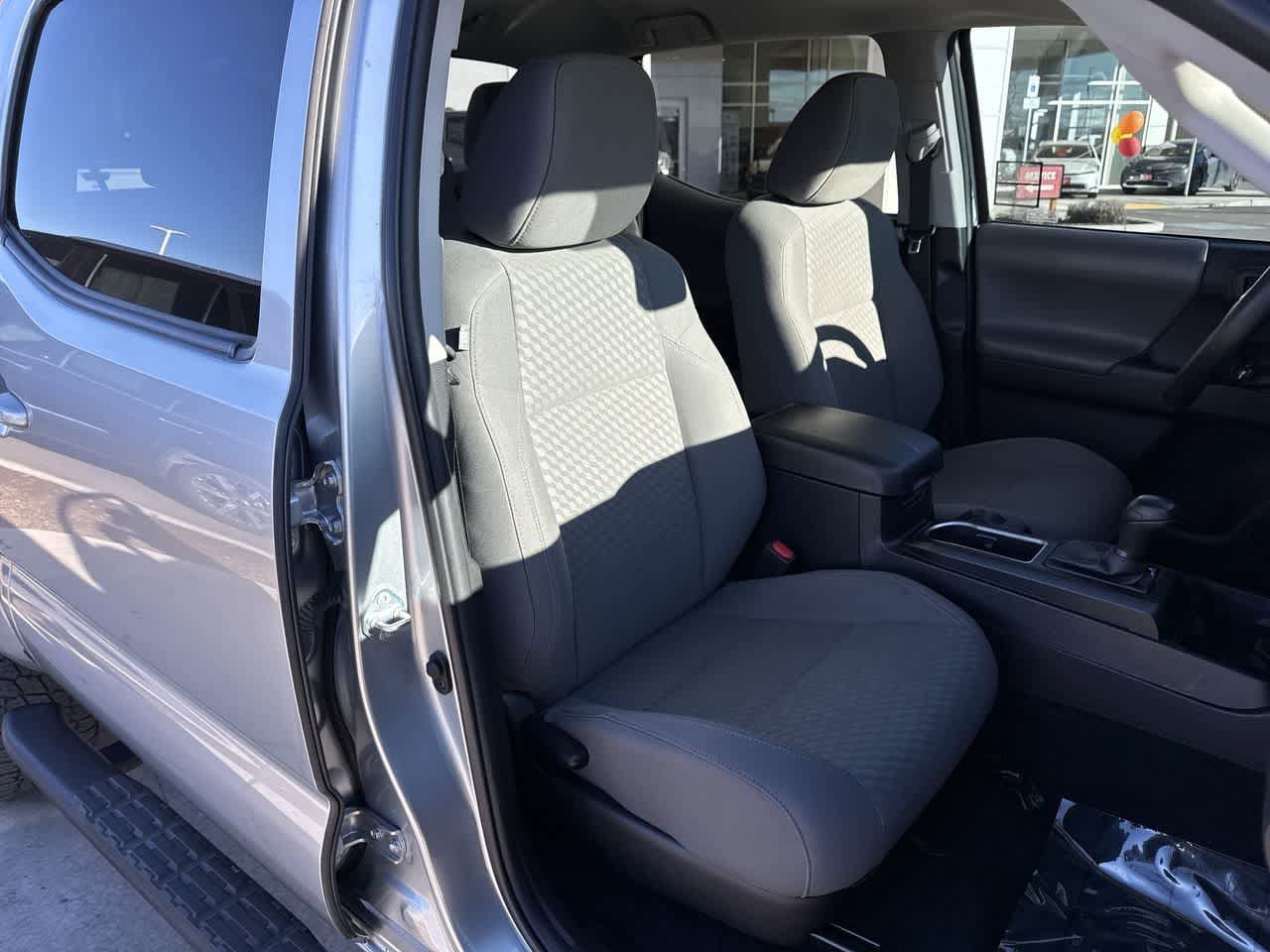 Thumbnail: 2023 Toyota Tacoma - 14