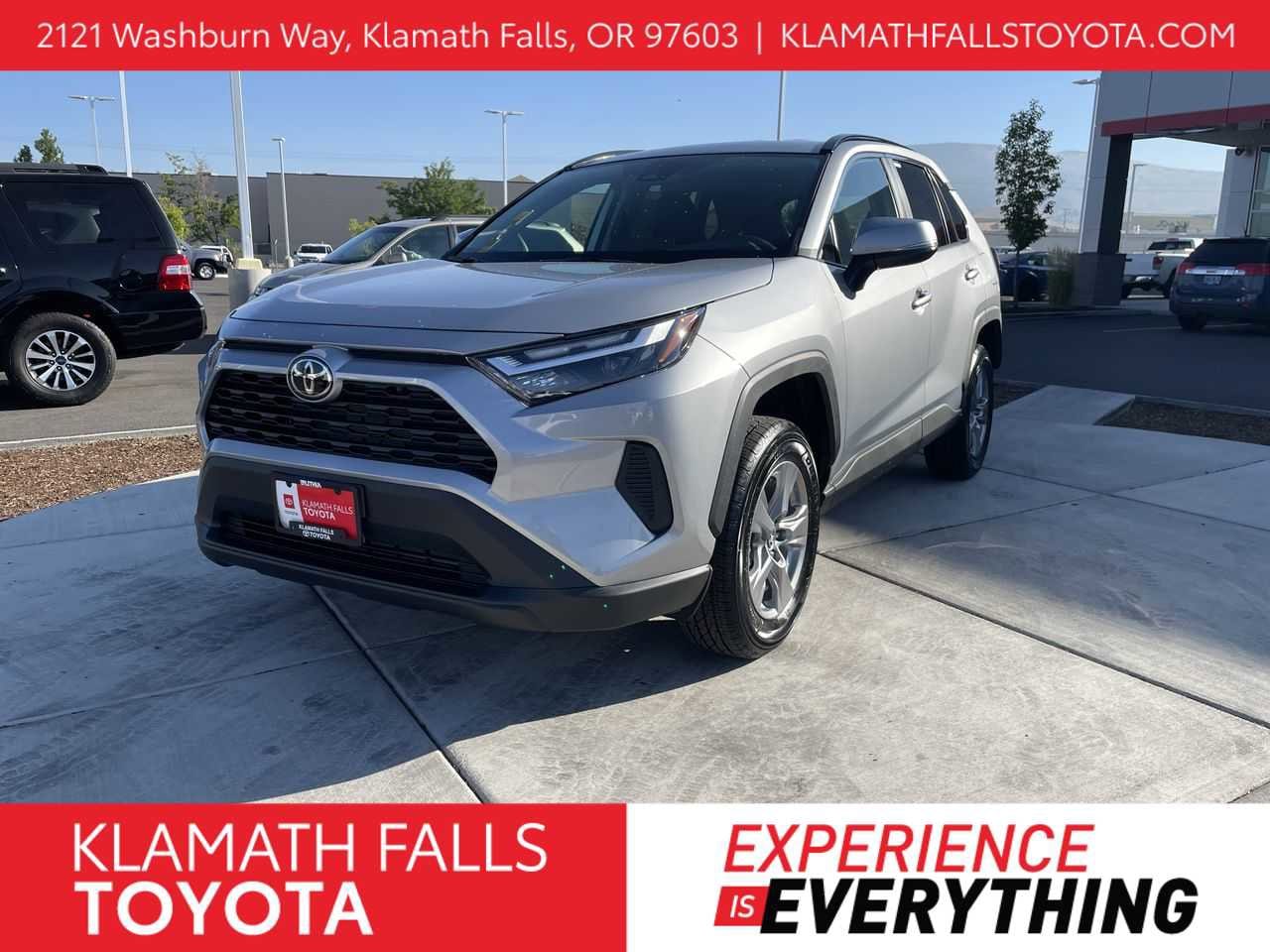 Thumbnail: 2022 Toyota RAV4 - 1
