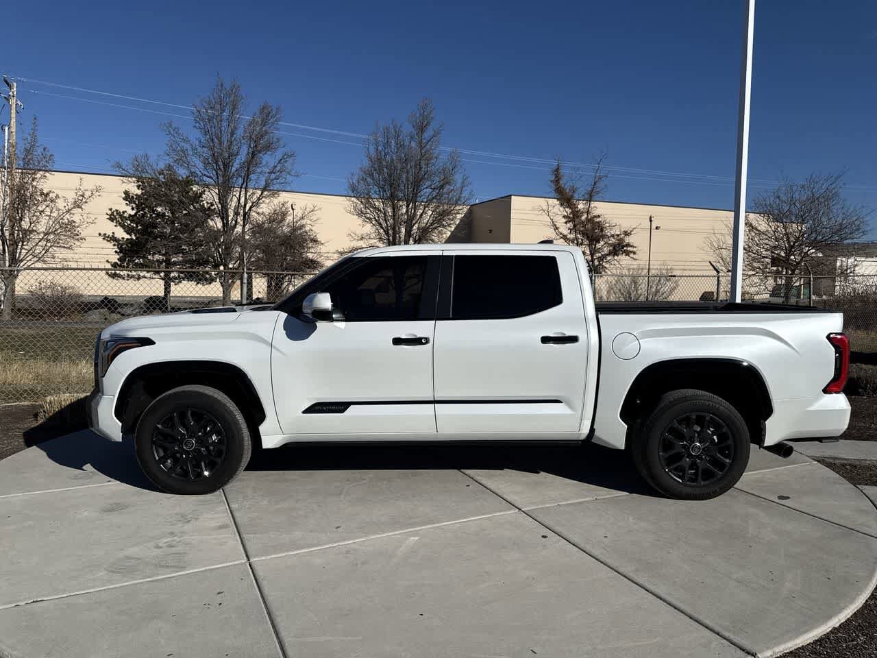 2024 Toyota Tundra Platinum photo 2