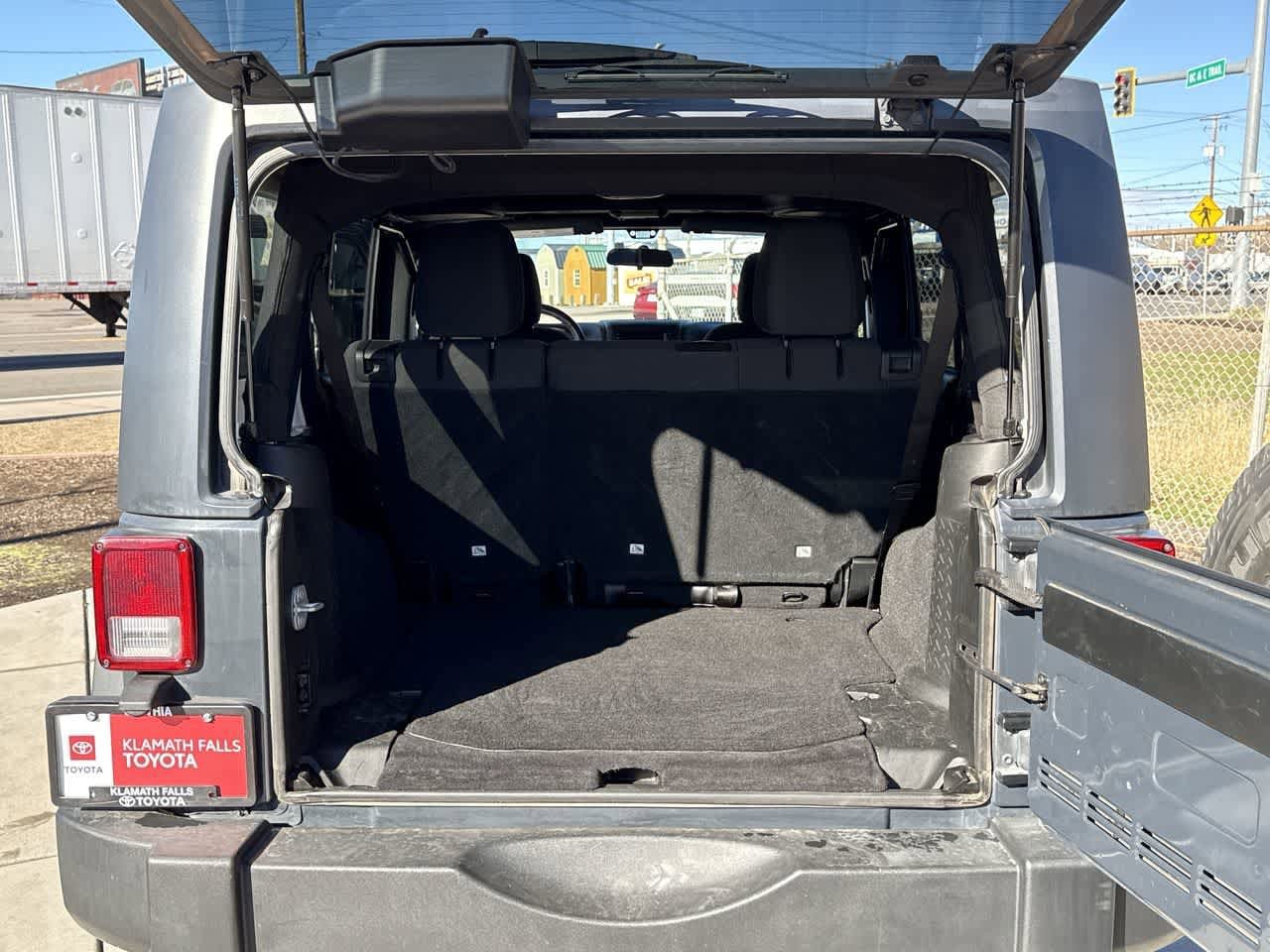 Thumbnail: 2018 Jeep Wrangler - 6