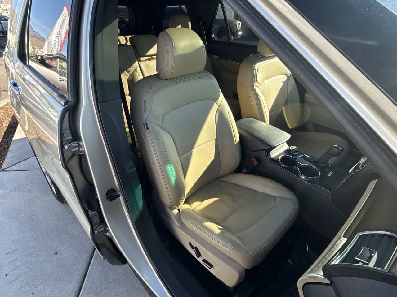 Thumbnail: 2017 Ford Explorer - 14