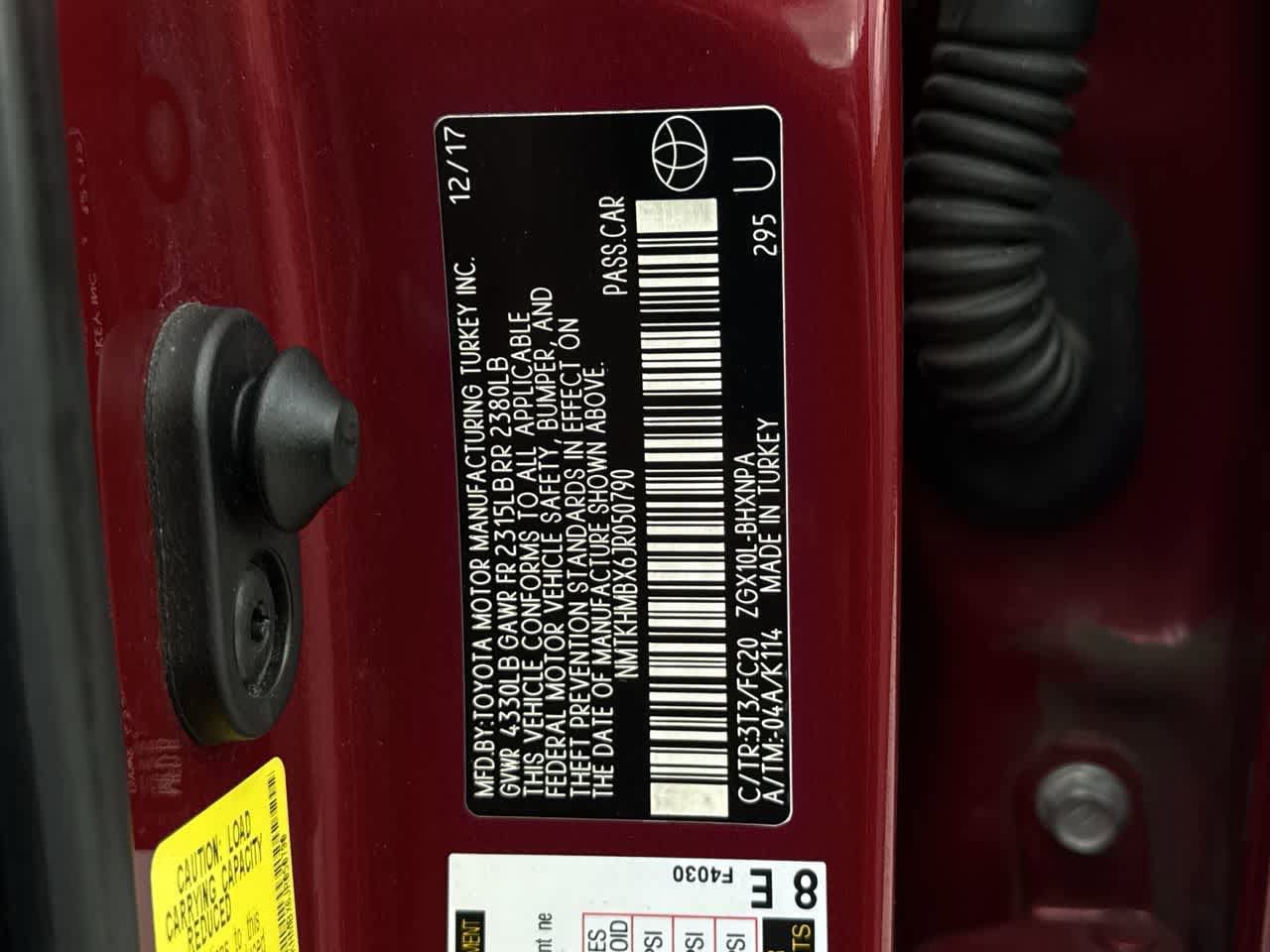 Thumbnail: 2018 Toyota C-HR - 24