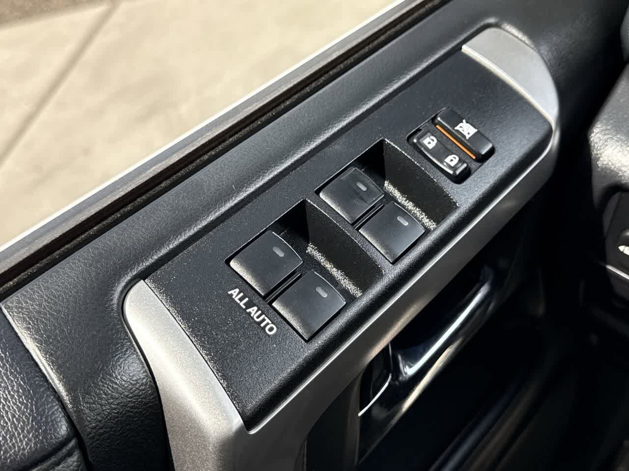 Thumbnail: 2021 Toyota 4Runner - 22