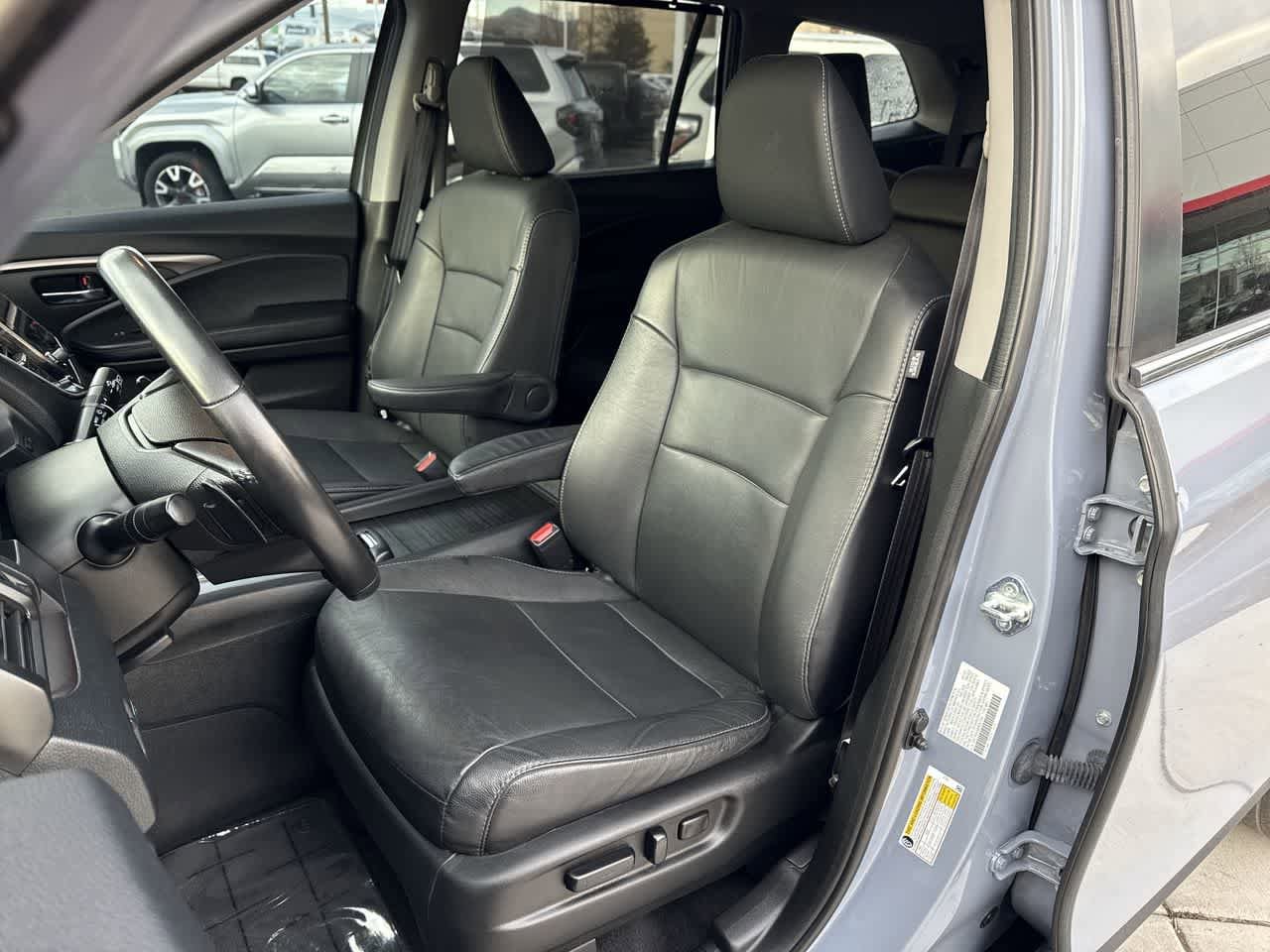 Thumbnail: 2022 Honda Pilot - 11