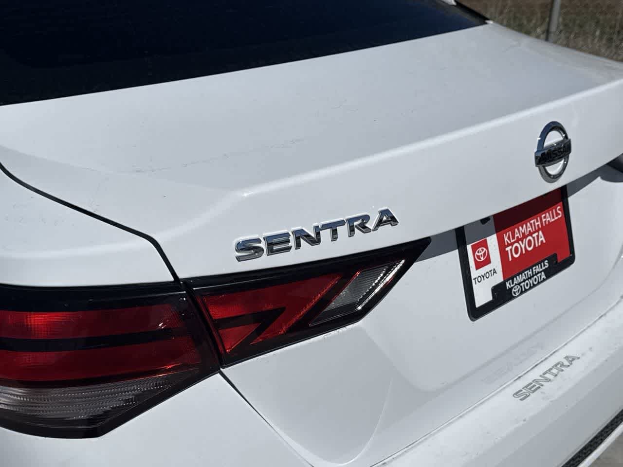 Thumbnail: 2022 Nissan Sentra - 9