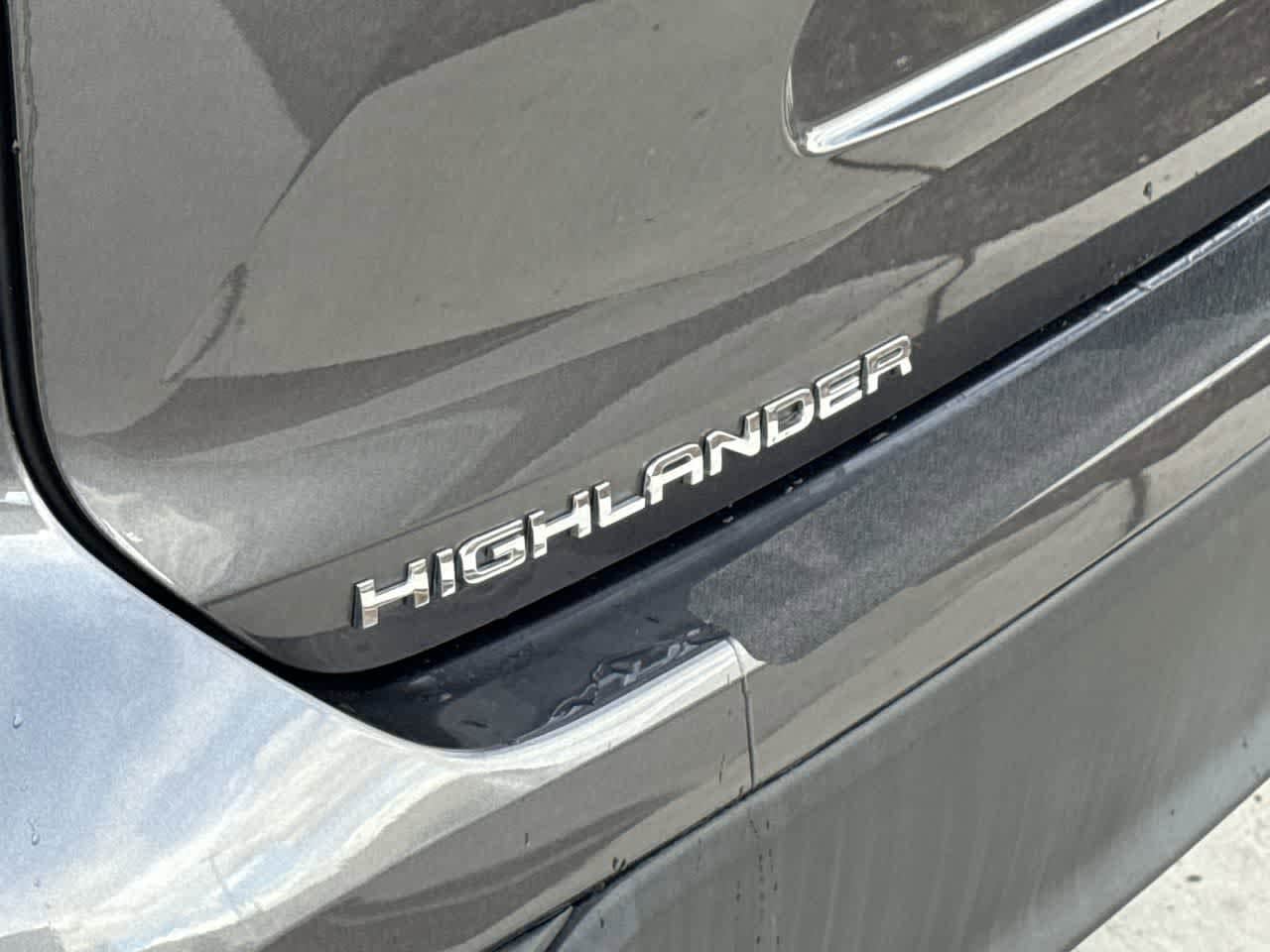 Thumbnail: 2021 Toyota Highlander - 9