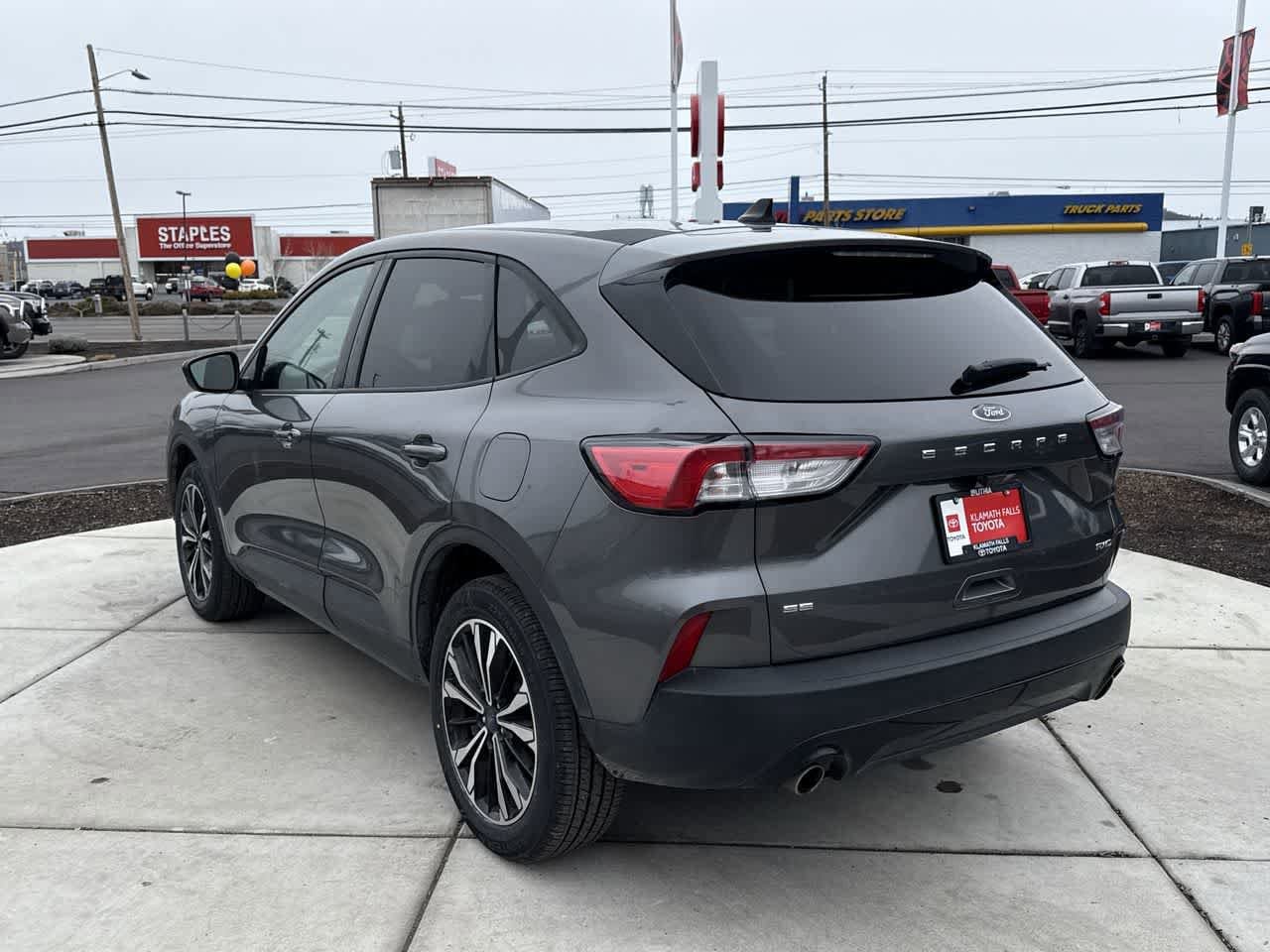 Thumbnail: 2022 Ford Escape - 5