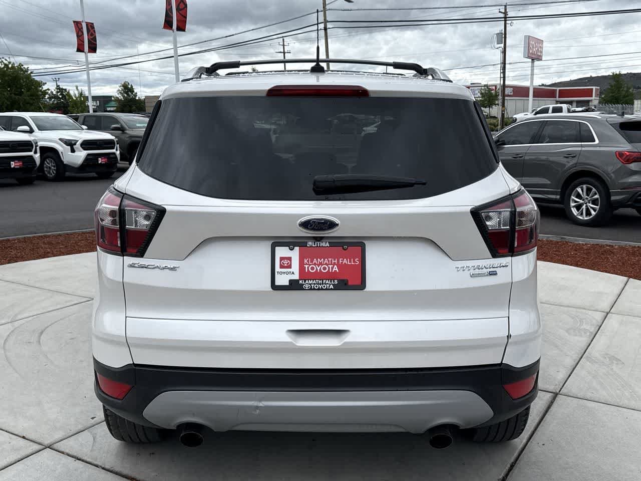 Thumbnail: 2017 Ford Escape - 4