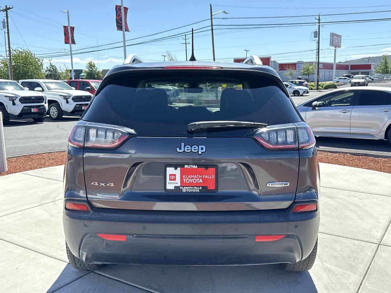 Thumbnail: 2019 Jeep Cherokee - 4