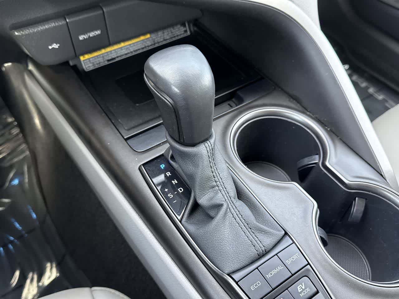 Thumbnail: 2021 Toyota Camry - 20