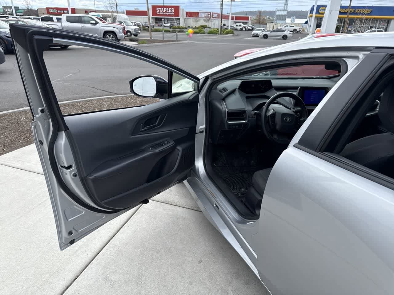 Thumbnail: 2024 Toyota Prius - 10