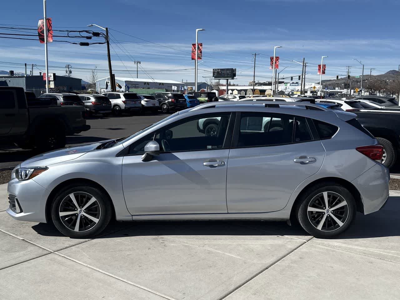 Thumbnail: 2023 Subaru Impreza - 2