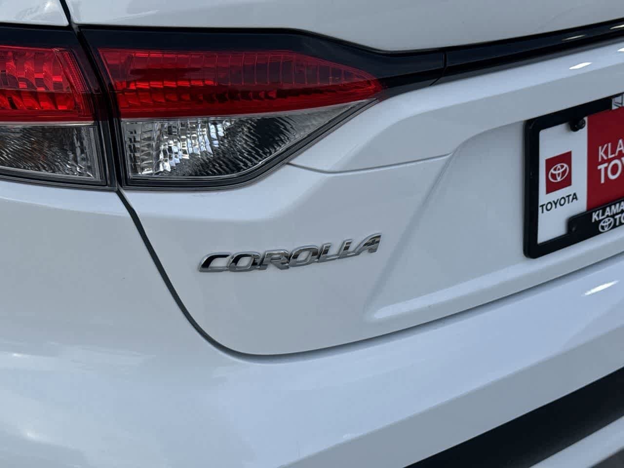 Thumbnail: 2022 Toyota Corolla - 9