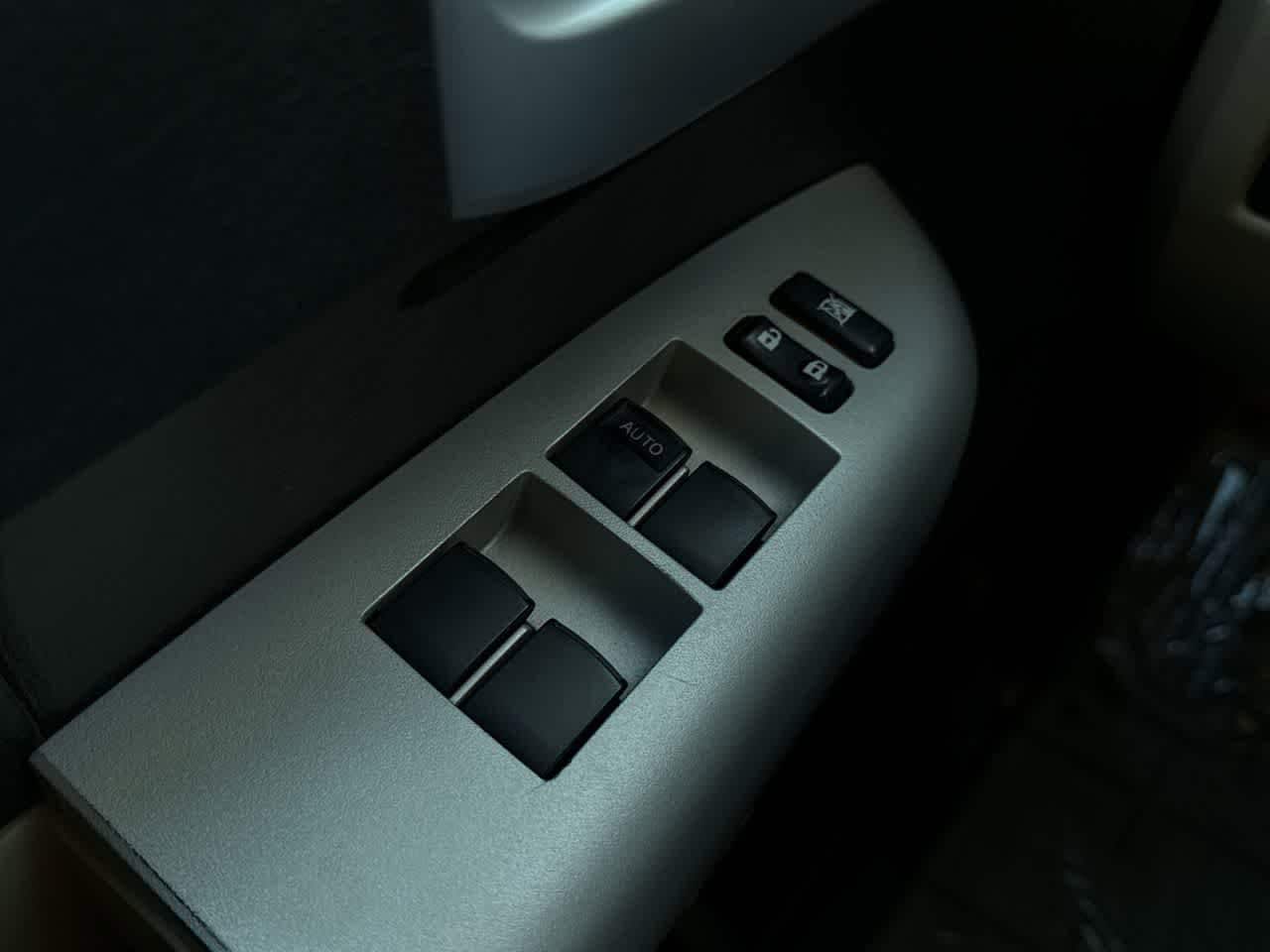 Thumbnail: 2007 Toyota Tundra - 21