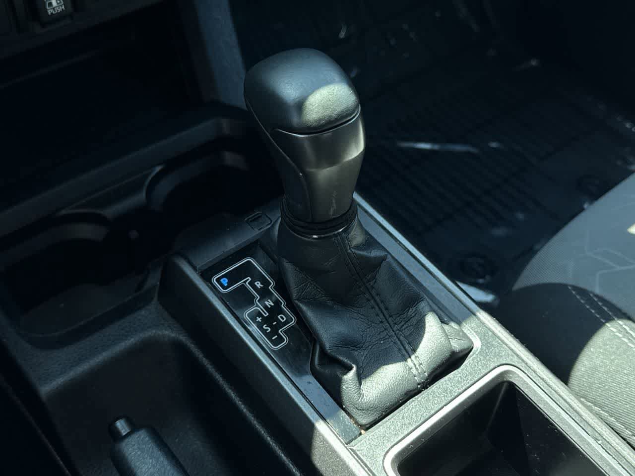 Thumbnail: 2023 Toyota Tacoma - 20