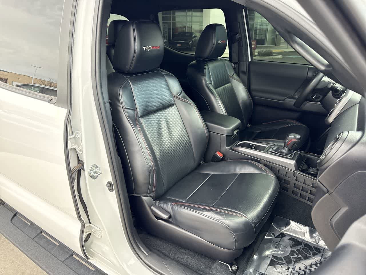 Thumbnail: 2020 Toyota Tacoma - 14