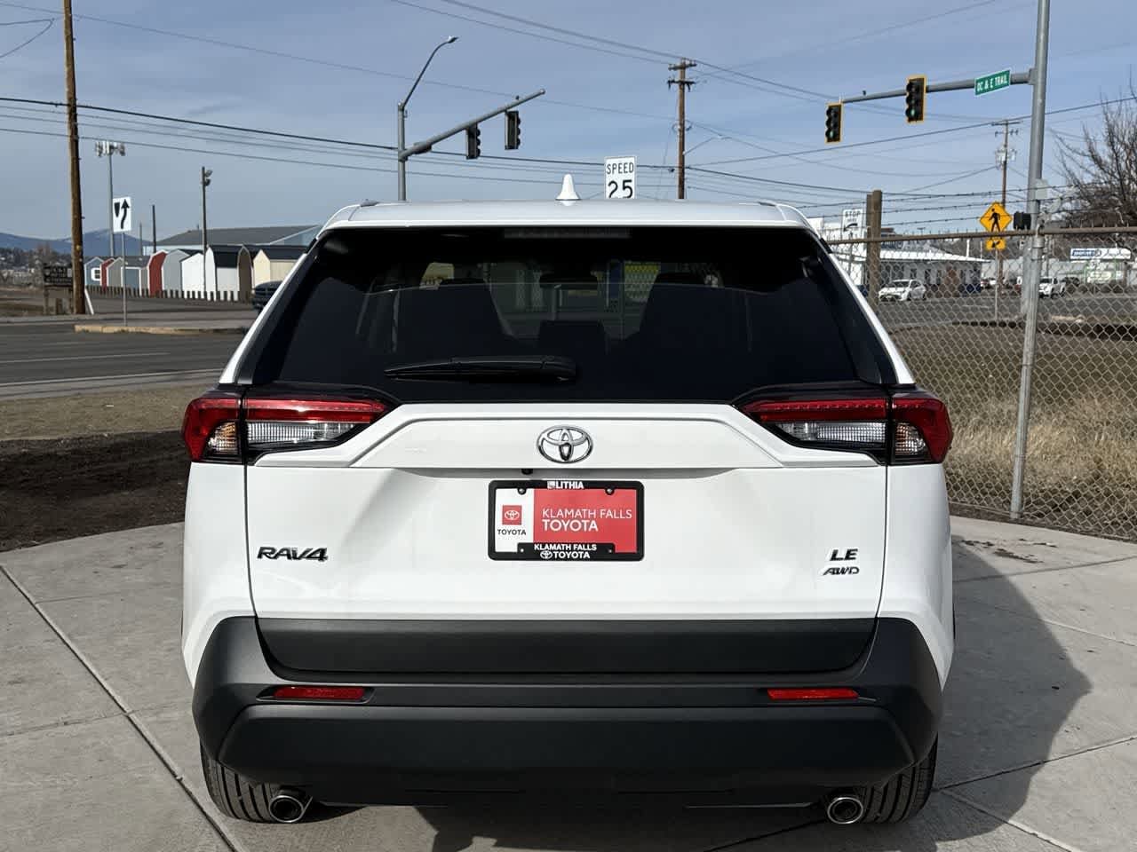 Thumbnail: 2025 Toyota RAV4 - 4