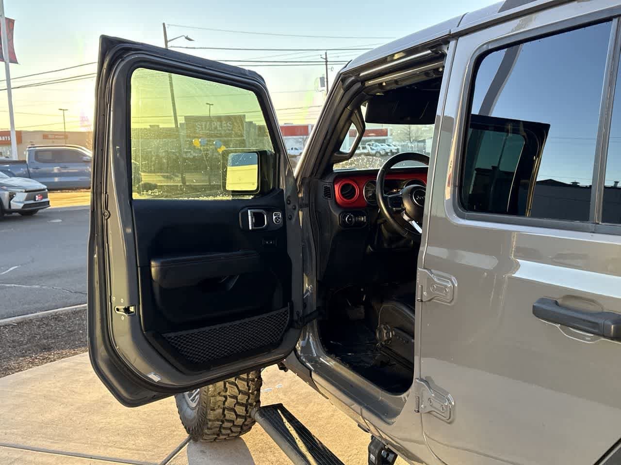 Thumbnail: 2021 Jeep Wrangler - 9