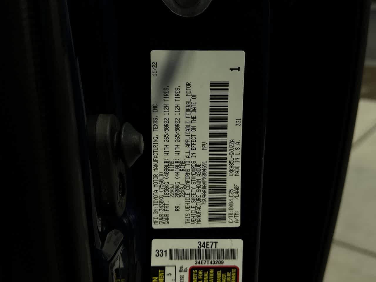 Thumbnail: 2023 Toyota Sequoia - 25