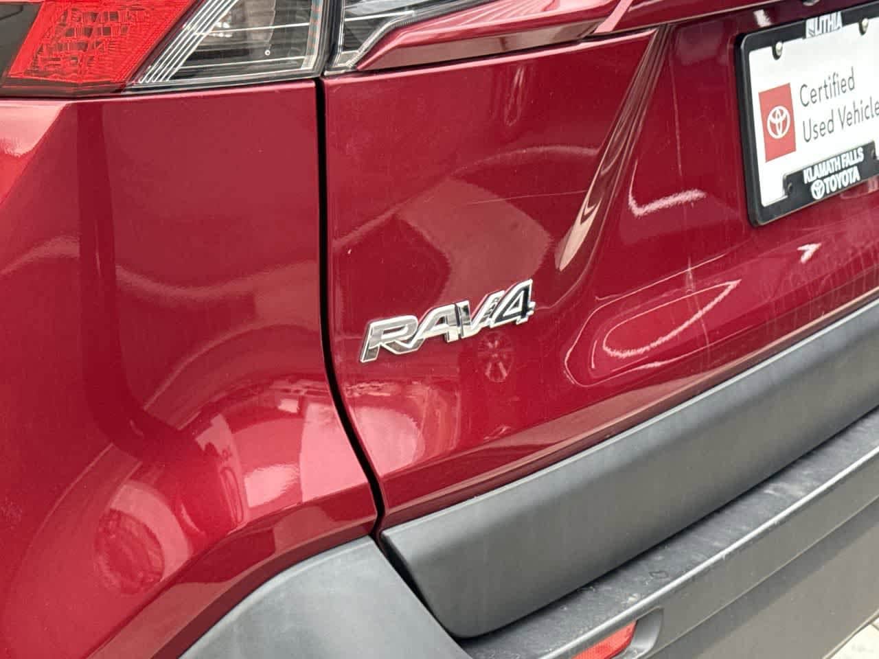 Thumbnail: 2020 Toyota RAV4 - 9