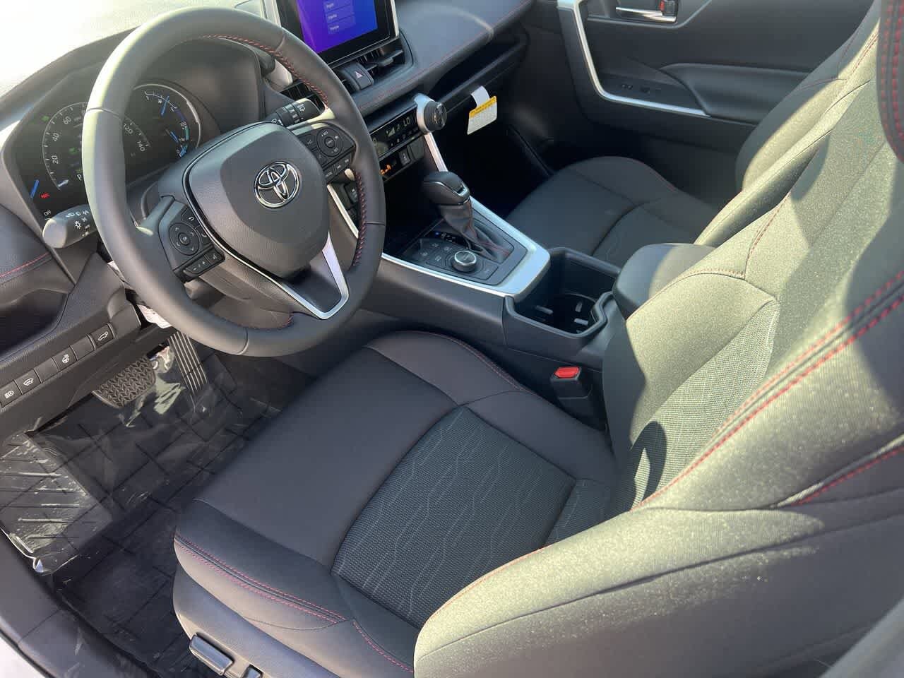 2024 Toyota RAV4 Prime SE 11