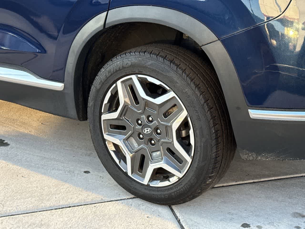 Thumbnail: 2023 Hyundai Santa Fe - 8