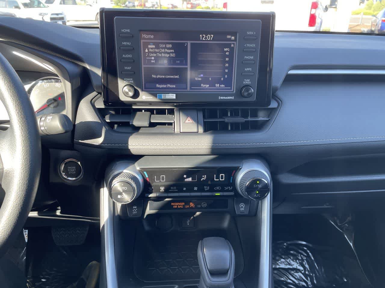 Thumbnail: 2022 Toyota RAV4 - 21