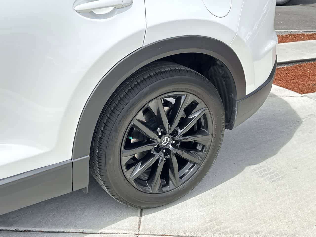Thumbnail: 2022 Mazda CX-9 - 8