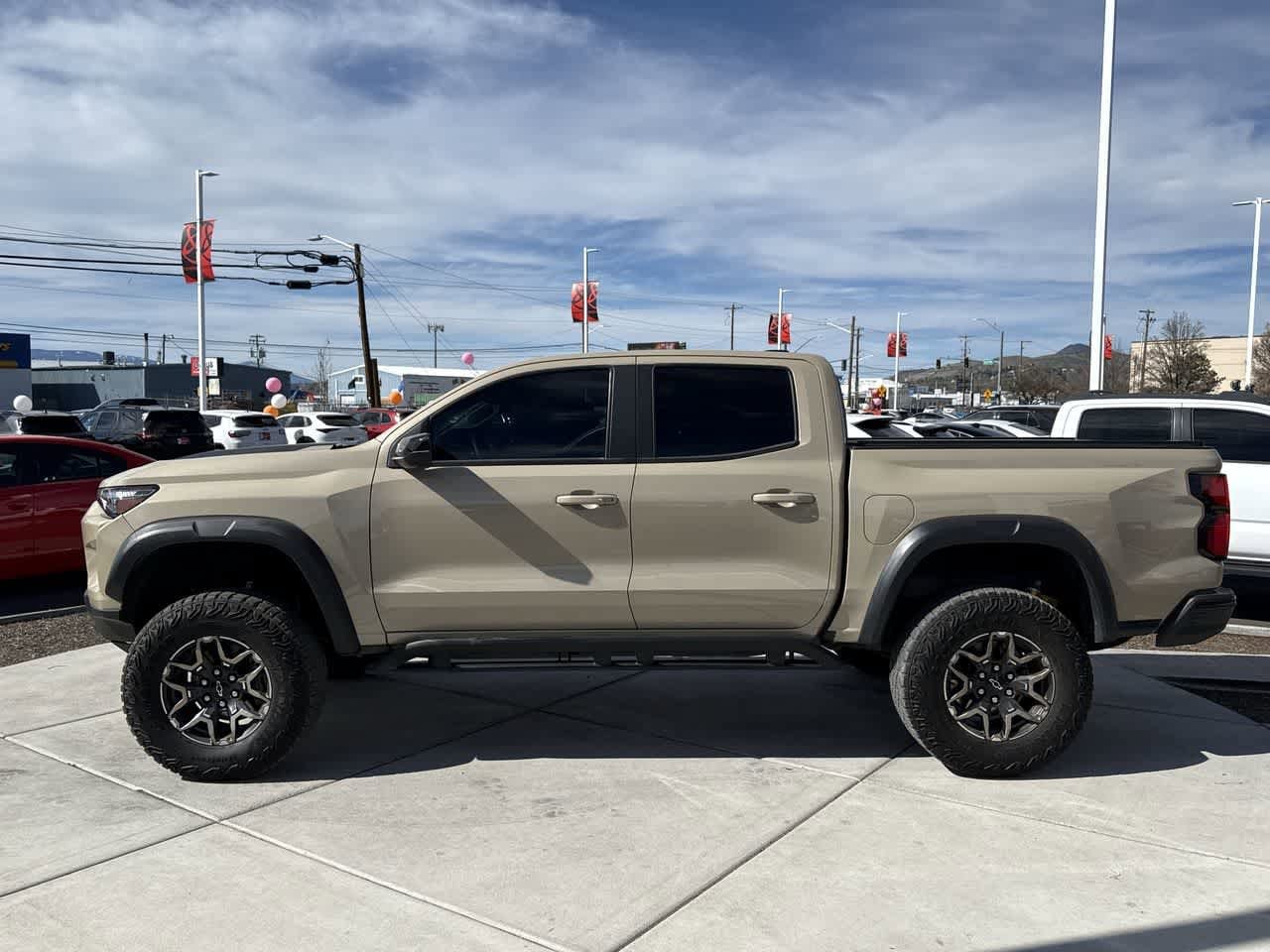 Thumbnail: 2024 Chevrolet Colorado - 2