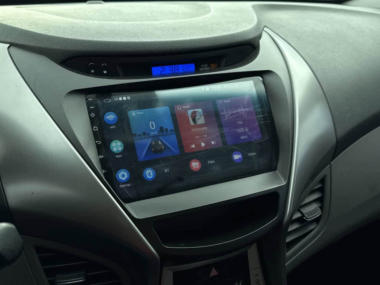 Thumbnail: 2011 Hyundai Elantra - 18