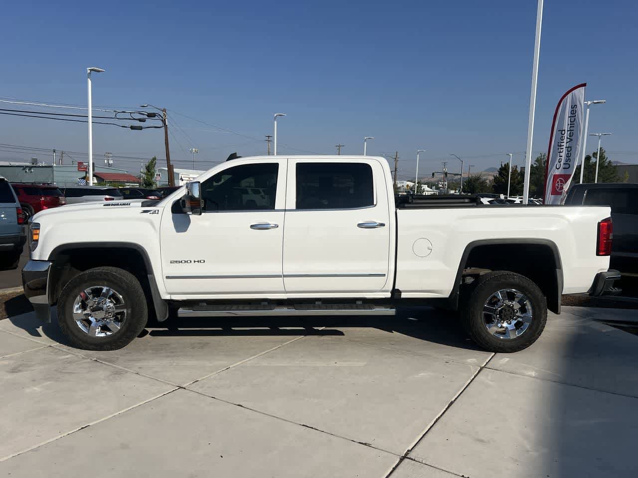 Used 2018 GMC Sierra 2500HD SLT with VIN 1GT12TEY2JF116524 for sale in Klamath Falls, OR