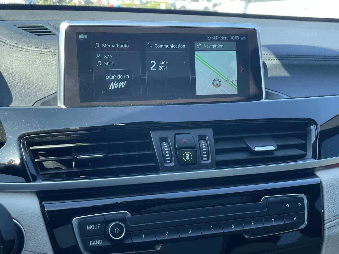 Thumbnail: 2021 BMW X1 - 18