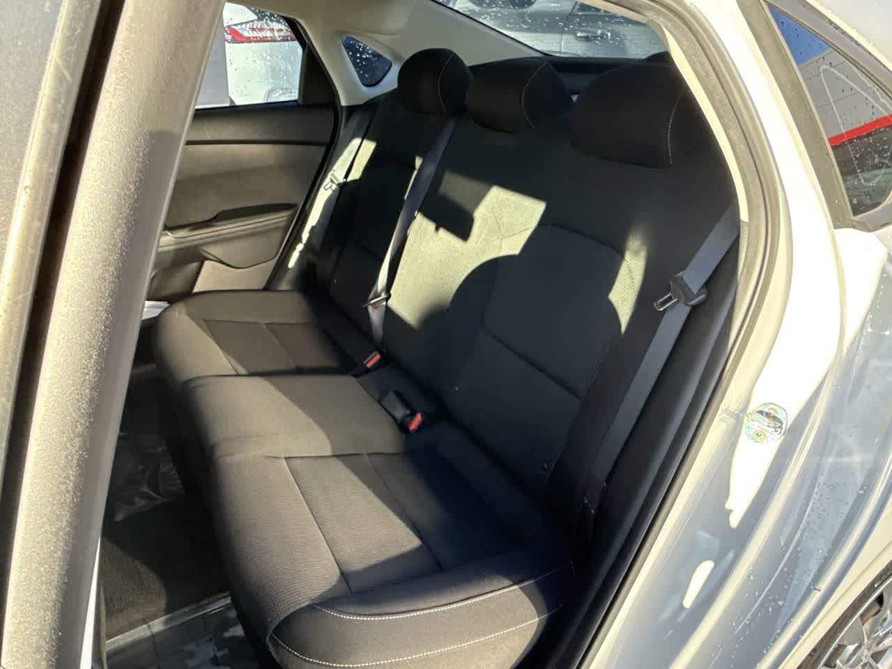 Thumbnail: 2021 Kia Forte - 12