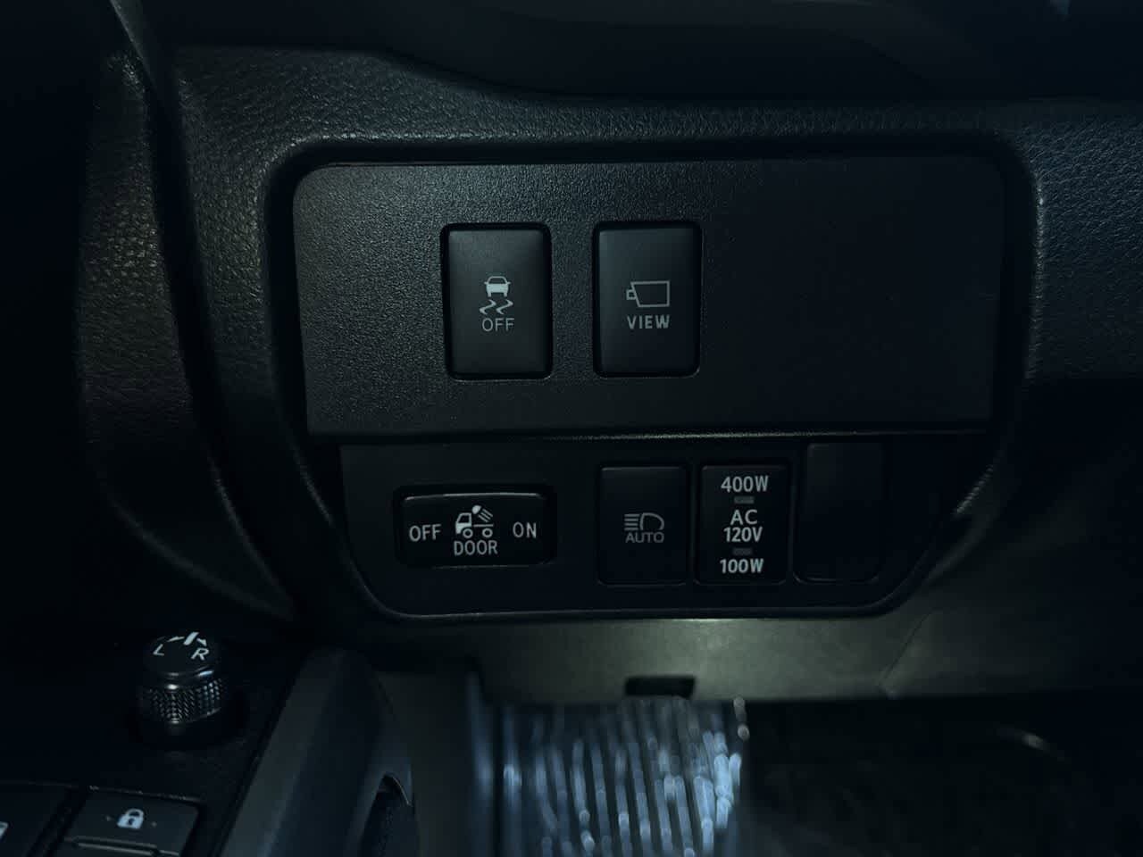Thumbnail: 2023 Toyota Tacoma - 21