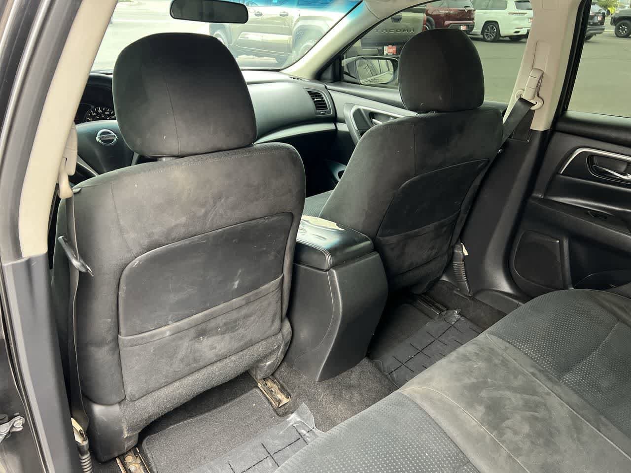 Thumbnail: 2015 Nissan Altima - 13